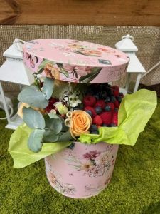 compositions-florales-et-fruitées-brin-de-framboise